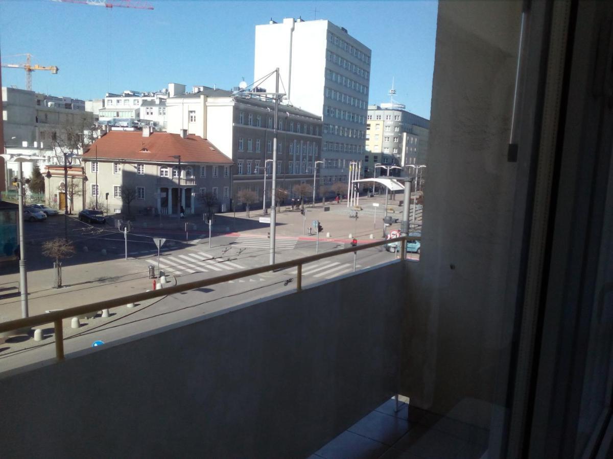 Atrakcyjna Kawalerka W Gdyni Apartment *